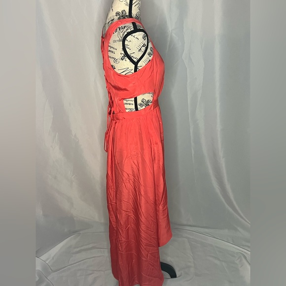 Dress size Medium - Picture 3 of 5